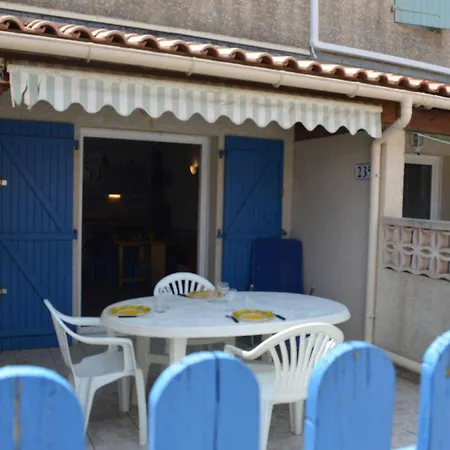 Pavillon Avec Terrasse, 6 Couchages, A 250m De La Et 600m Des Commerces - - Fr-1-229b-68 Narbonne